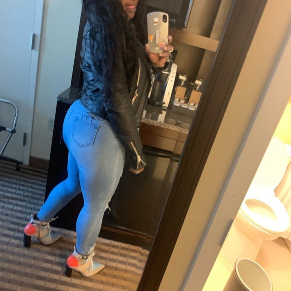 youlovelinda